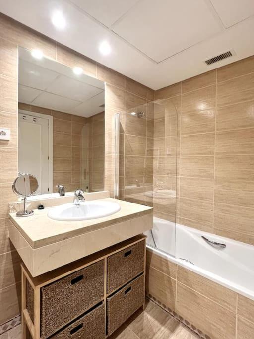 Apartment Dama De Noche